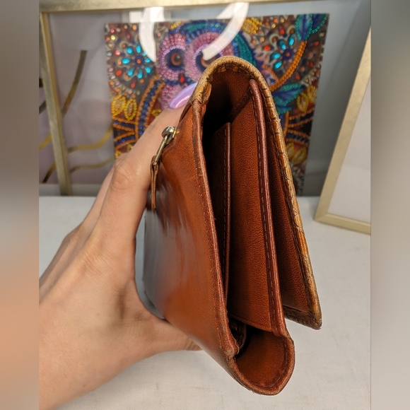 Brahmin Brown Wallet W/Checkbook Pen Holder - Picture 13 of 14